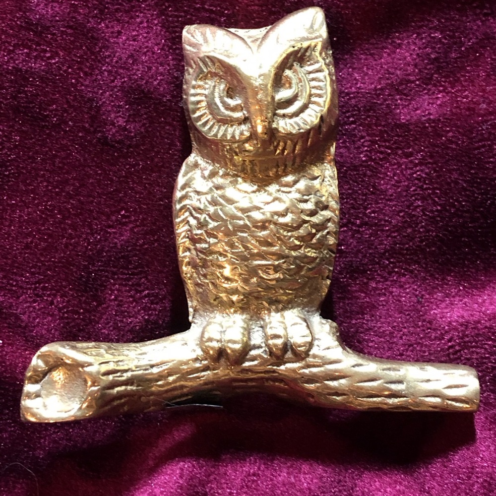 Vintage Brass Owl Figurine Paper Weight Owl. Great Condition.